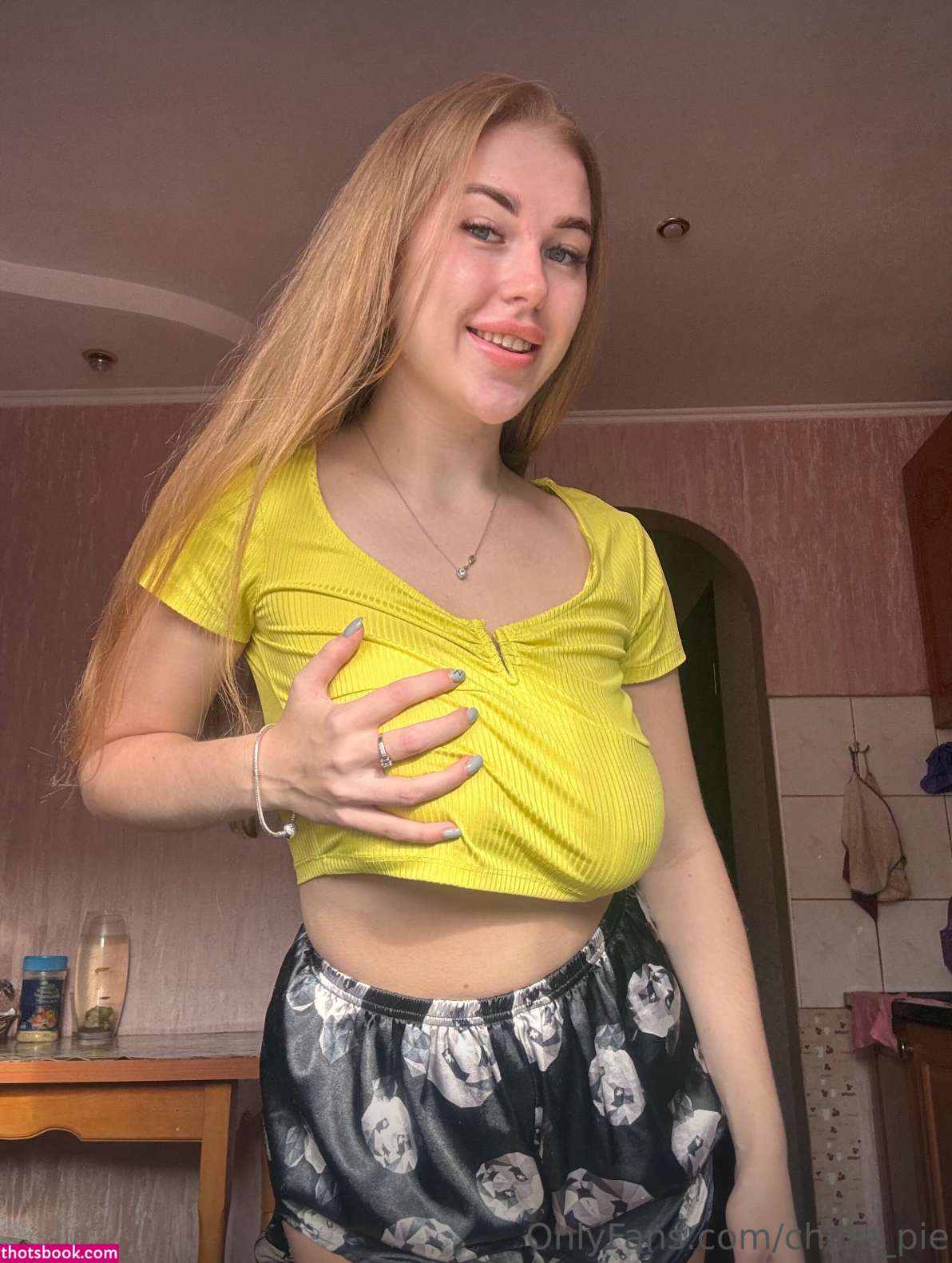 Chloe pie Nude Leaks OnlyFans Photos #1 1661319