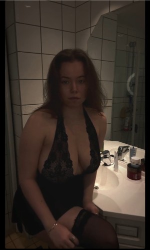Jana Kristina Heiland Nude Leaks OnlyFans Photos #2