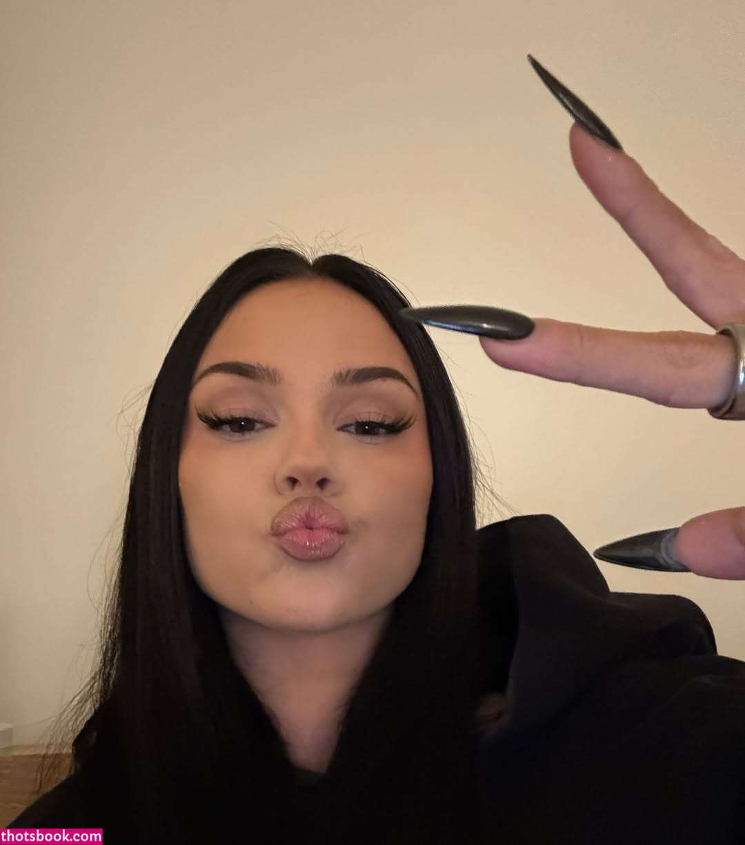 Maggie Lindemann Nude Leaks OnlyFans Photos #1 1651738