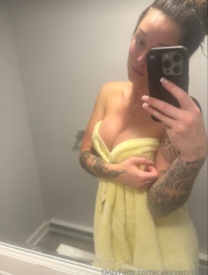 Cakesworldxx Alicakes Nude Leaks OnlyFans Photos #18