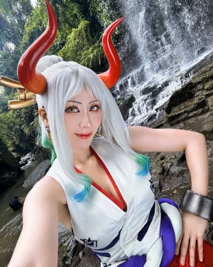 Larissa Rochefort Nude Leaks OnlyFans Photos #4