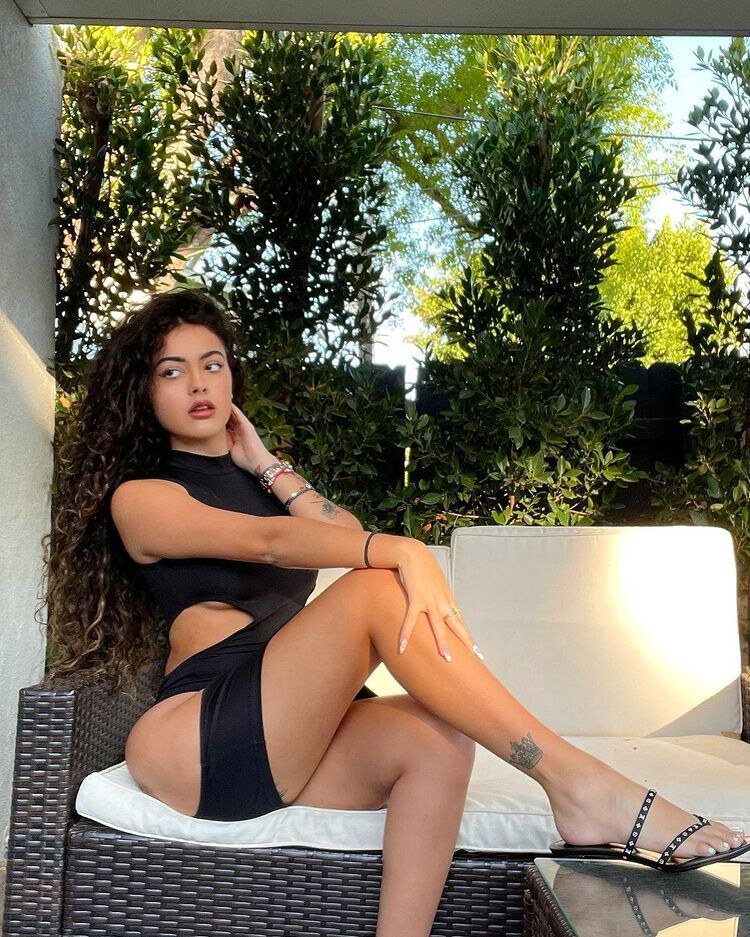 Malu Trevejo Sexy Photos 85061