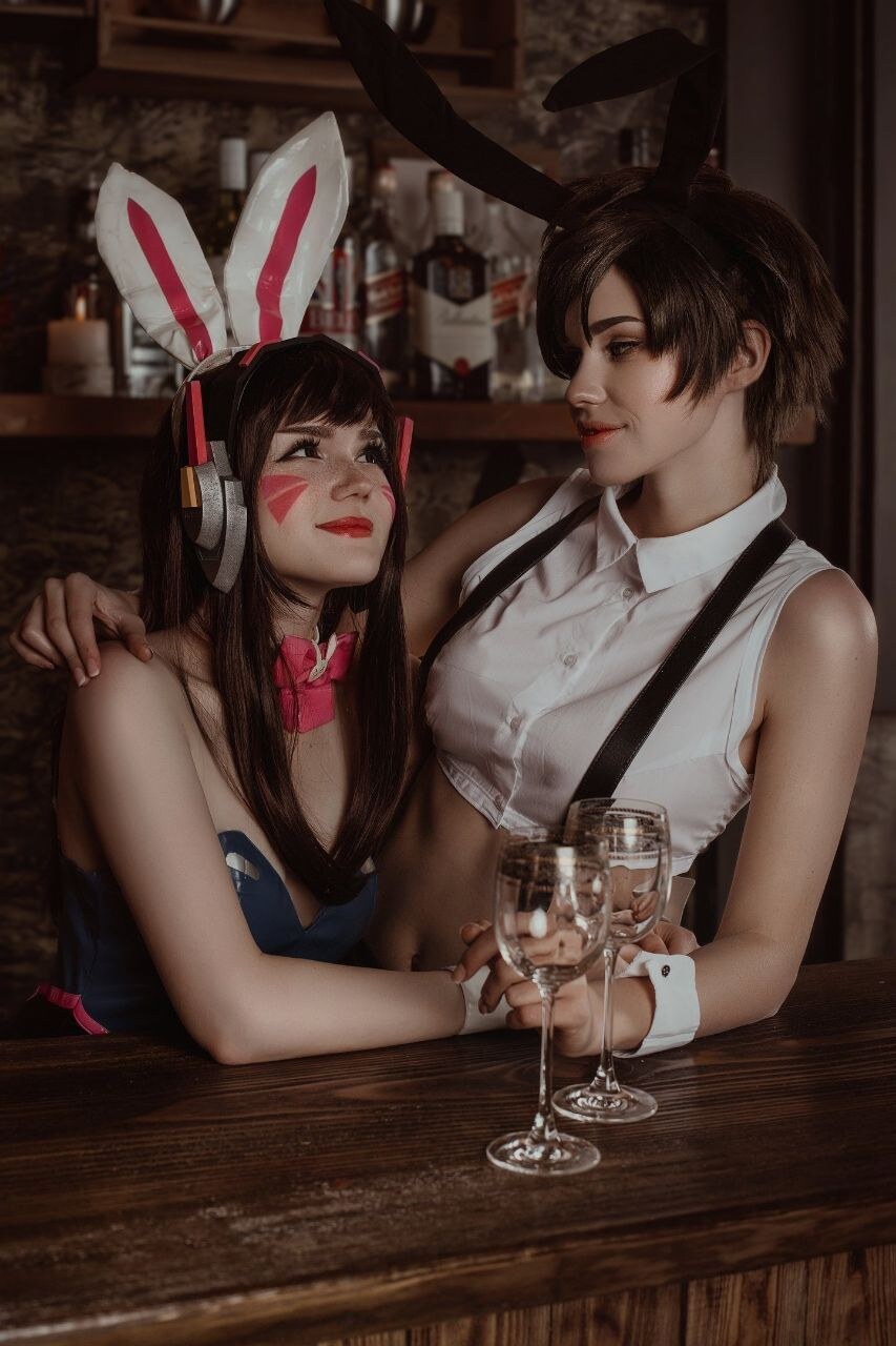 Shirogane Party Photos With Tracer 85264