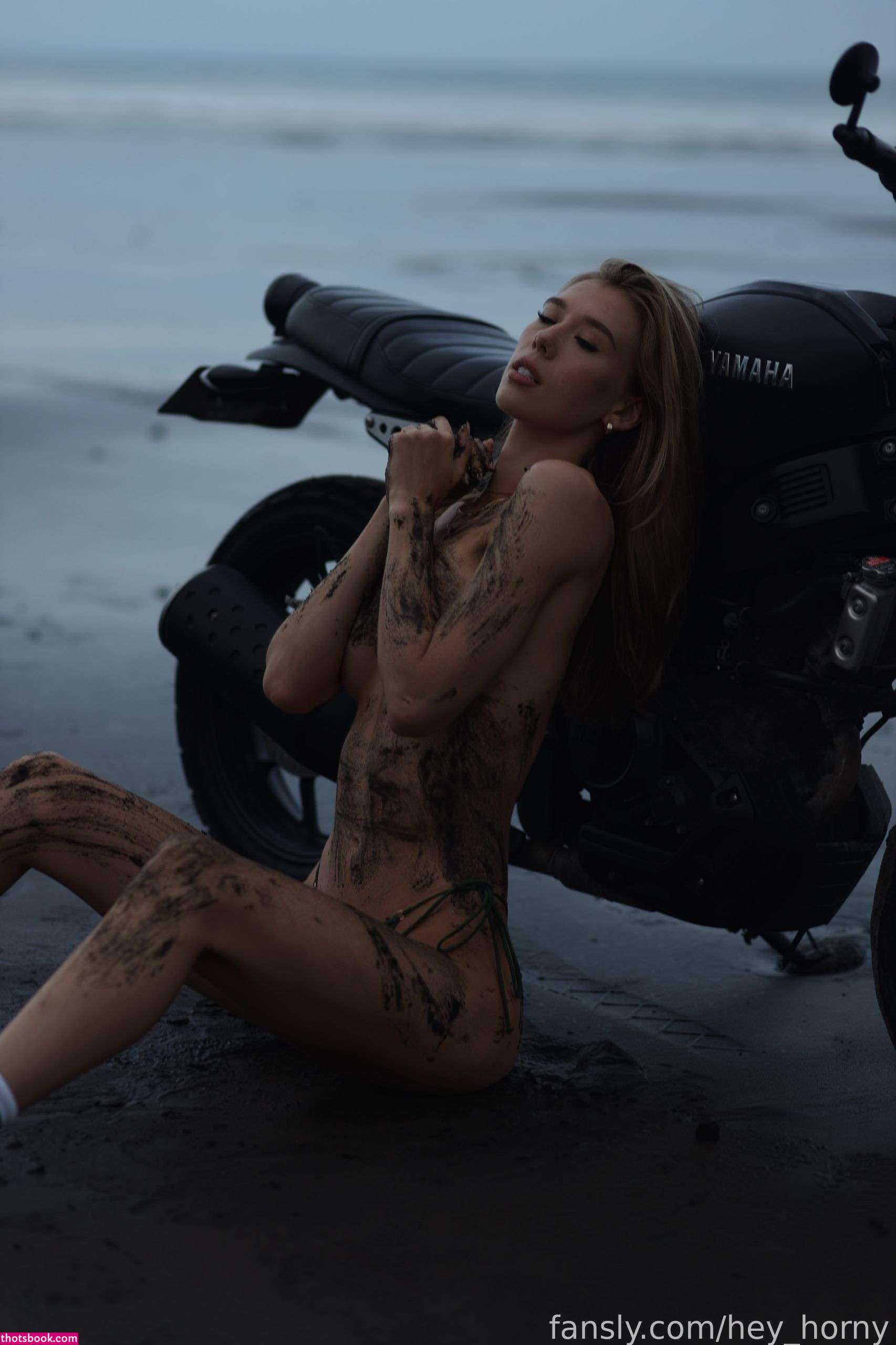 Heyhorny Mira OnlyFans Photos #1 155811