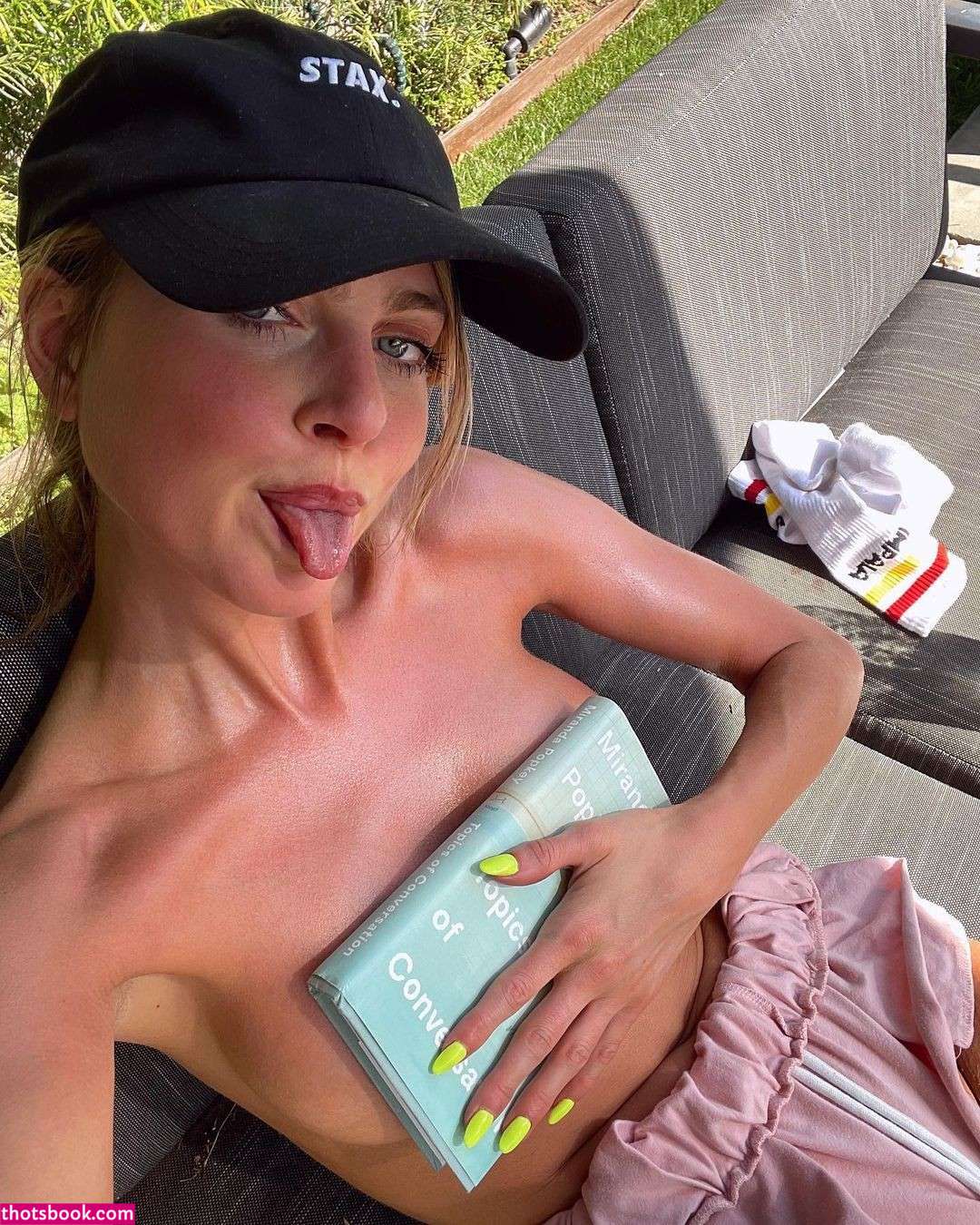 Anne Winters Nude Photos #4 613494