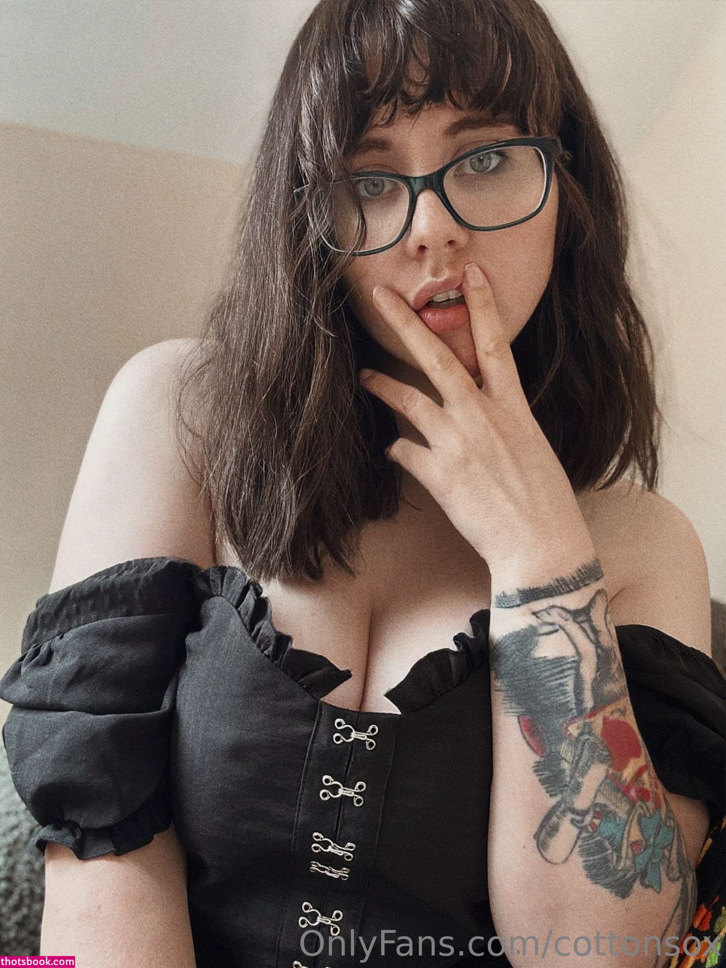 Alice Cotton Sox Nude OnlyFans Photos #1 608536