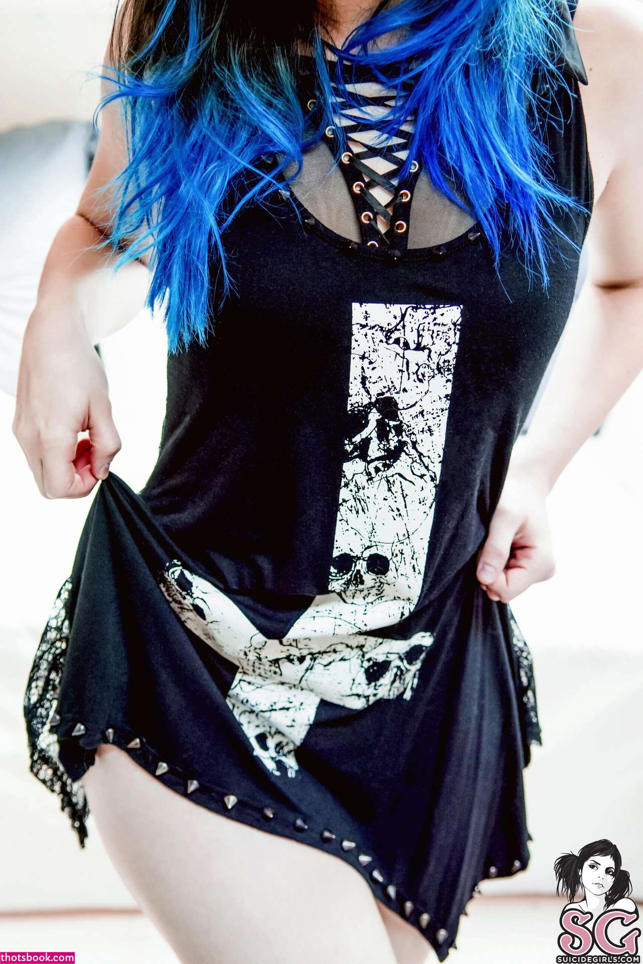 Lovia Suicide Nude OnlyFans Photos #7 611584