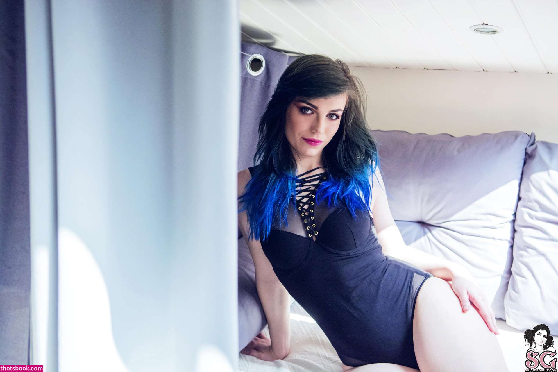 Lovia Suicide Nude OnlyFans Photos #7 611597