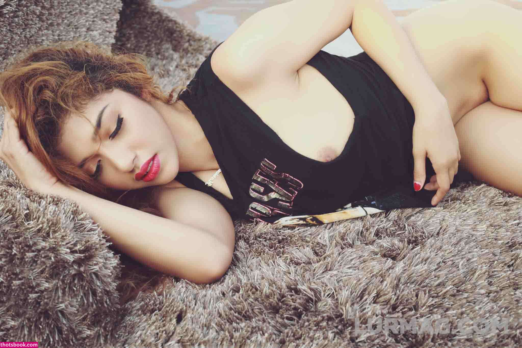 Maricon Escosis Nude Photos #4 604720