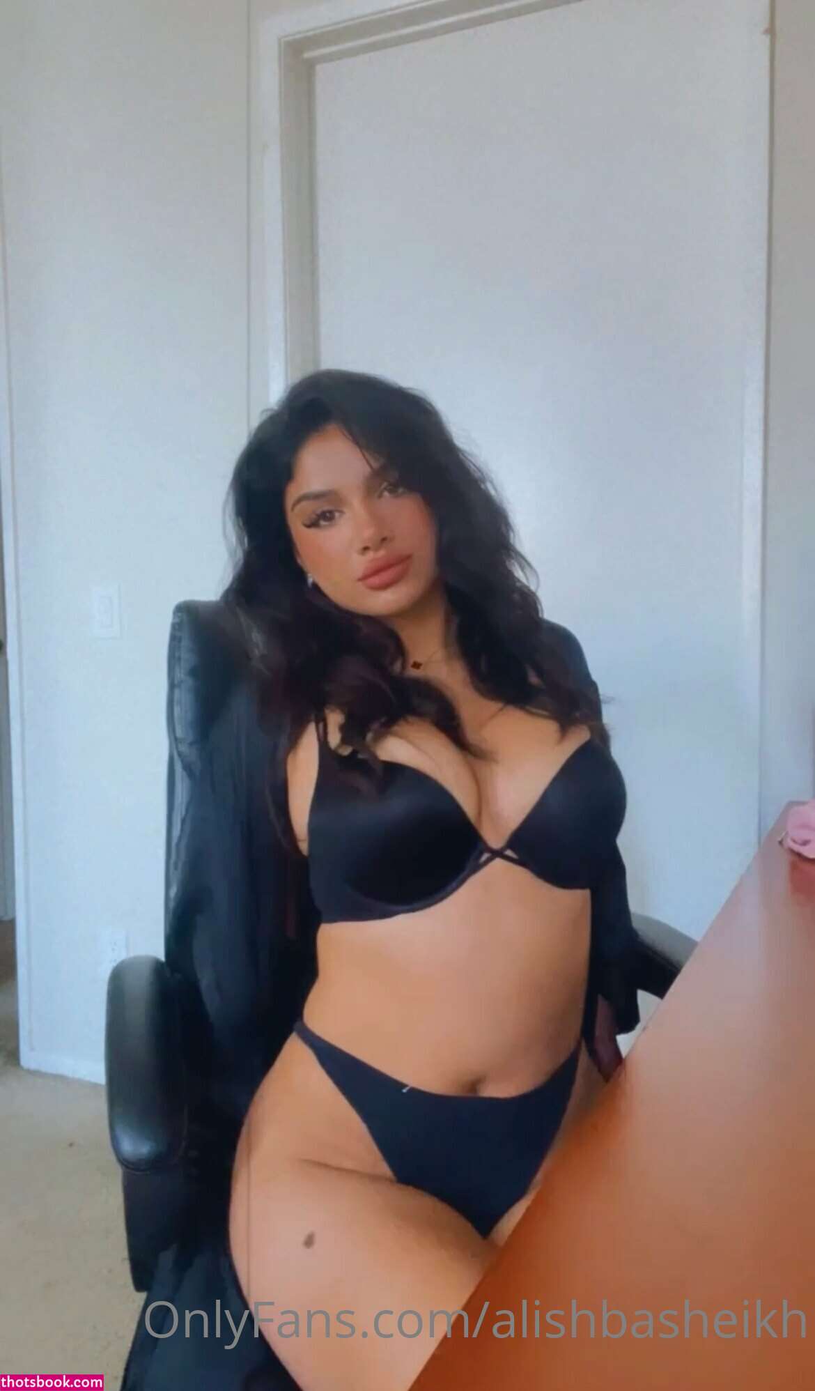 Alishbasheikh Nude OnlyFans Photos #5 626404