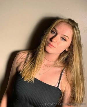 blakebloom Nude Leaks OnlyFans Photos #4