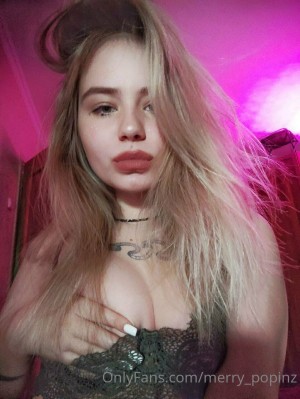 Merry Popinz Nude Leaks OnlyFans Photos #2