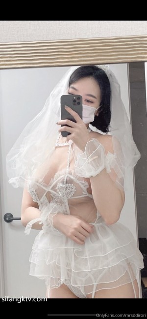 Mrsddirori Nude Leaks OnlyFans Photos #1