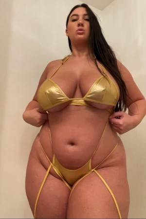 LizVRose Nude Leaks OnlyFans Photos #4