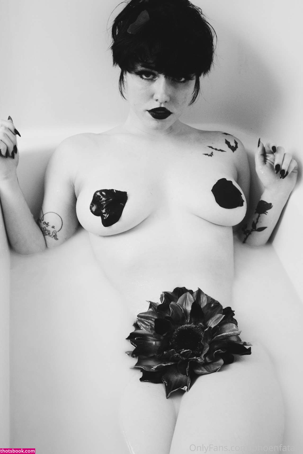 Phoenfatale Vampiriczlut Nude Leaks OnlyFans Photos #2 1505914