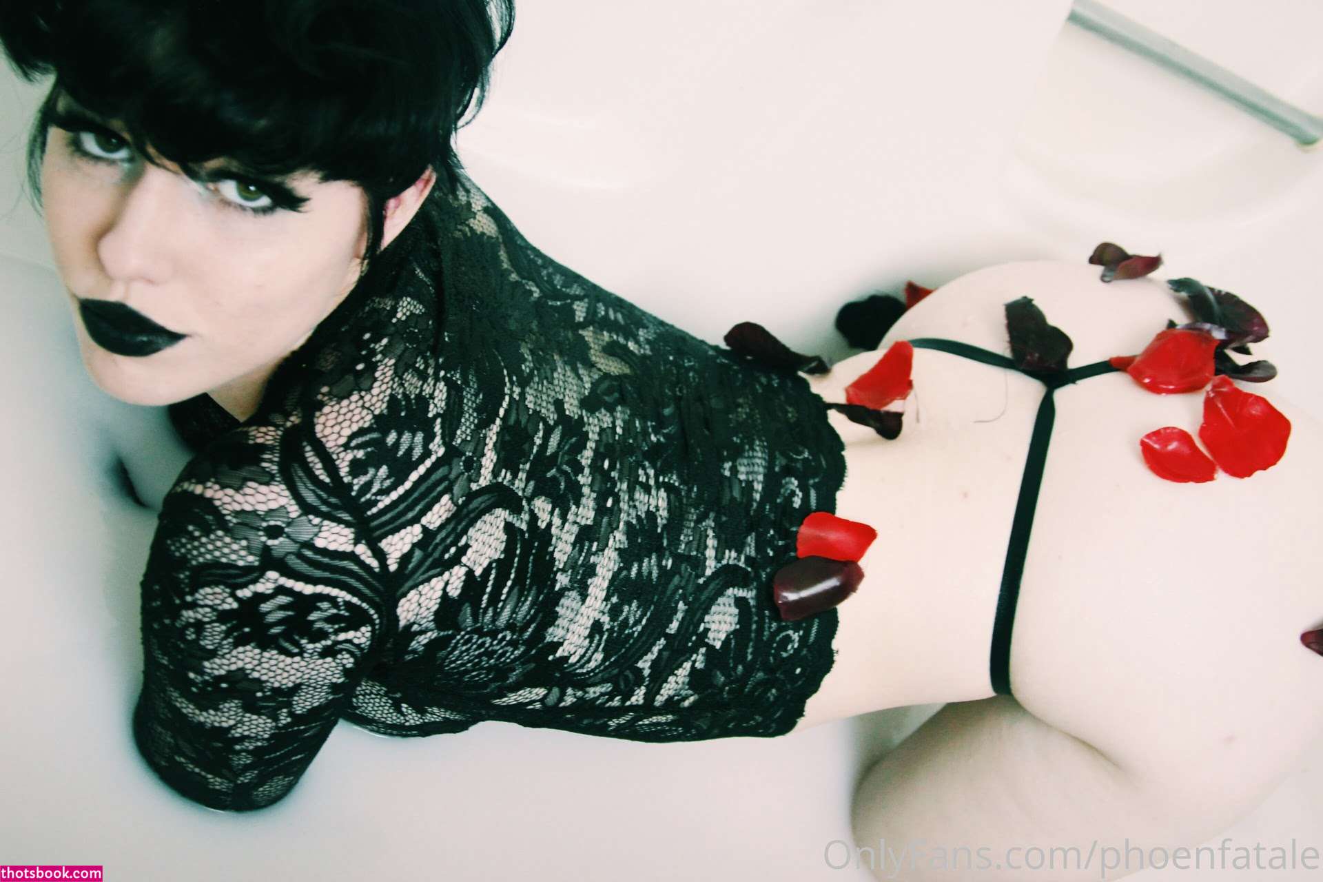 Phoenfatale Vampiriczlut Nude Leaks OnlyFans Photos #2 1505915