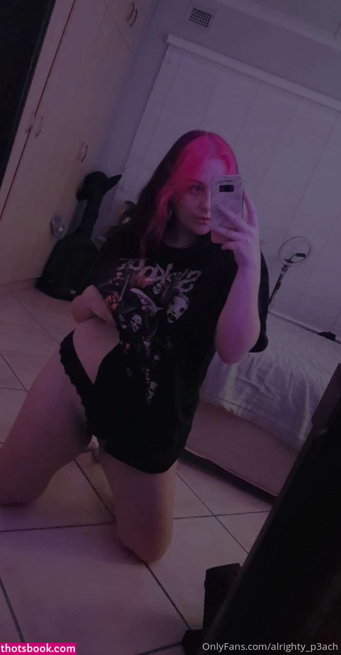 Alrighty P3ach Nude Leaks OnlyFans Photos #4 1469914