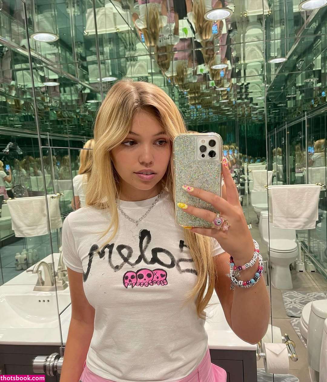 Salem Ilese salemilese Nude Leaks OnlyFans Photos #1 1483801