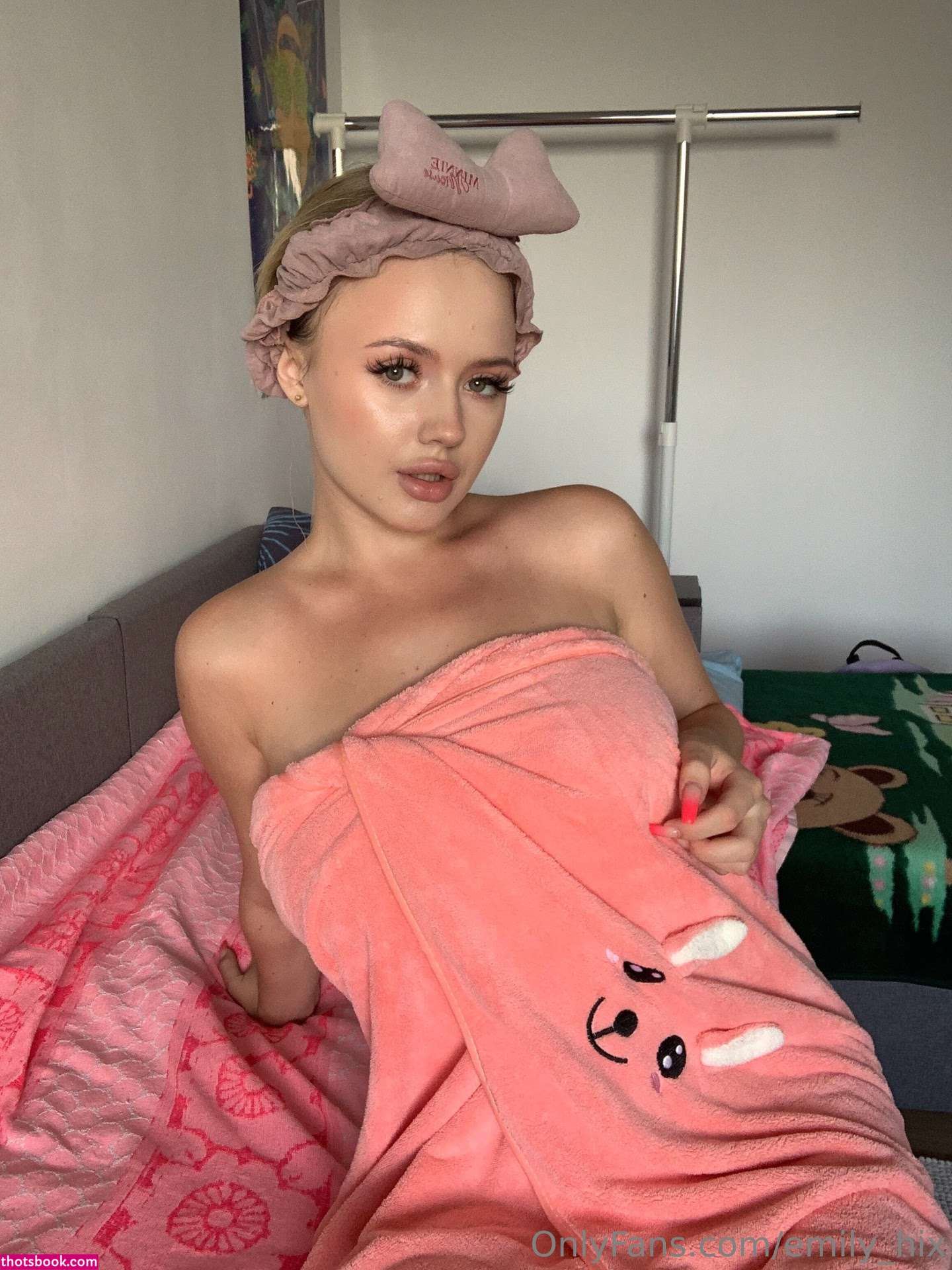 emily hix RadiantGoddessGlow Nude Leaks OnlyFans Photos #4 1453313