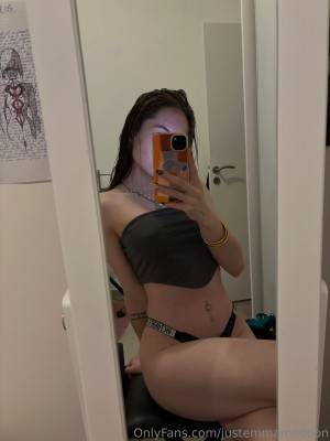 justemmamoooon Nude Leaks OnlyFans Photos #4