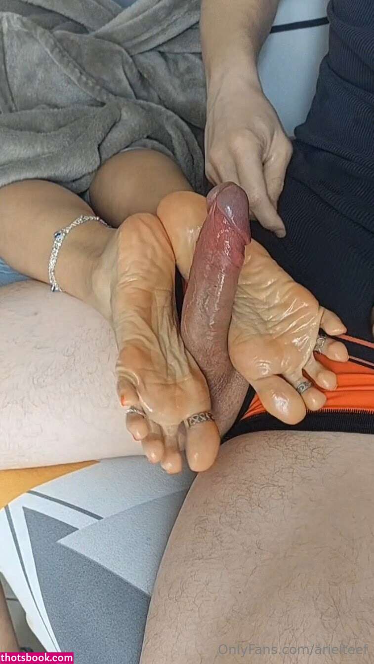 Ariel Feet Nude Leaks OnlyFans Photos #5 1506442