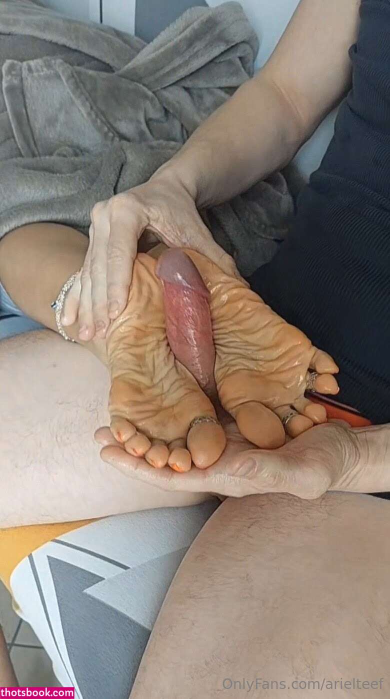 Ariel Feet Nude Leaks OnlyFans Photos #5 1506444