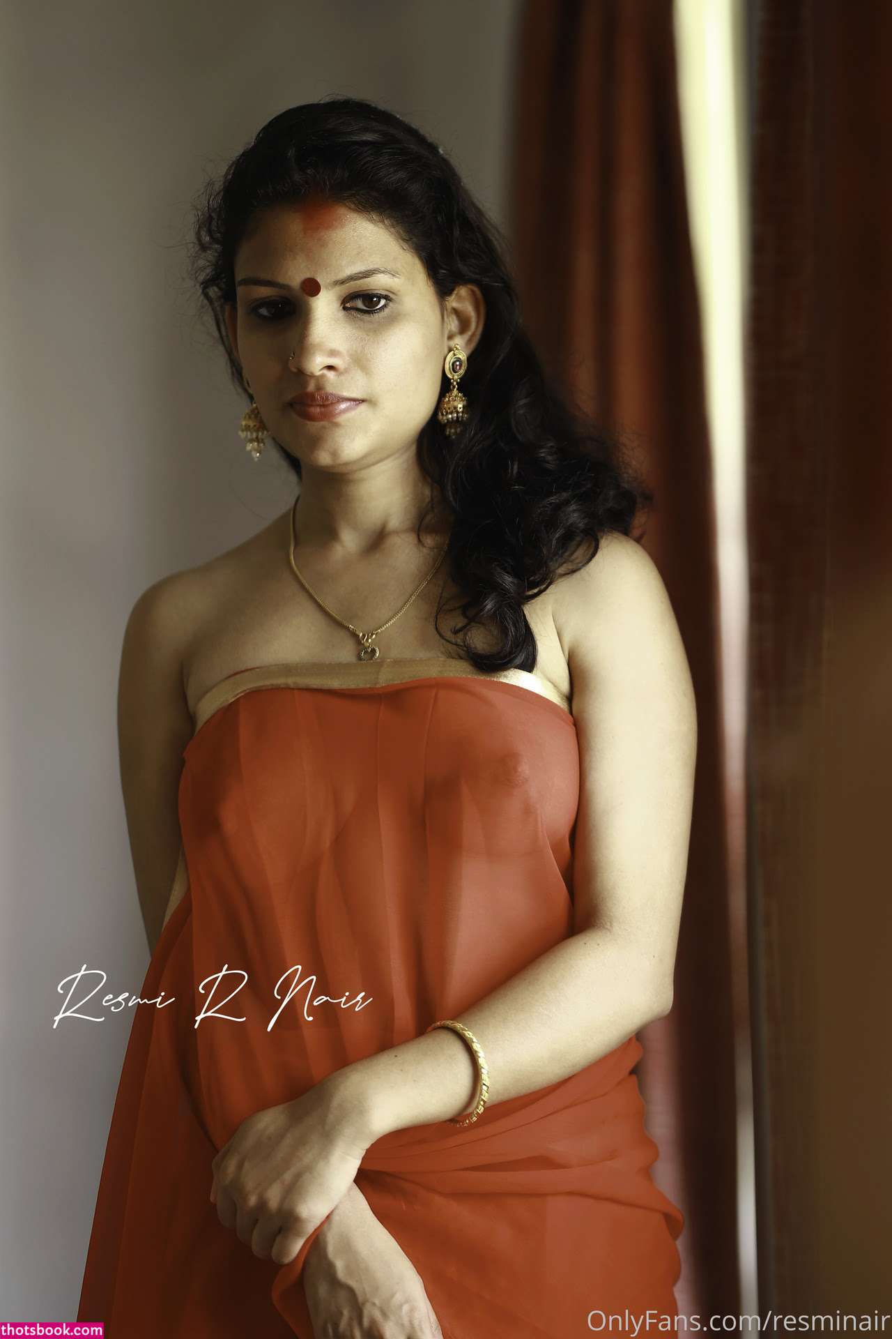 Resmi R Nair resminair Nude Leaks OnlyFans Photos #5 1507900