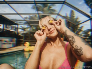 Kelli Kisses Nude Leaks OnlyFans Photos #2