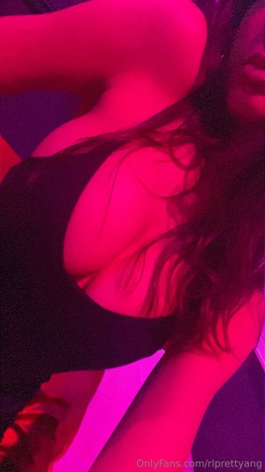 Angelizesierraa Nude Leaks OnlyFans Photos #2