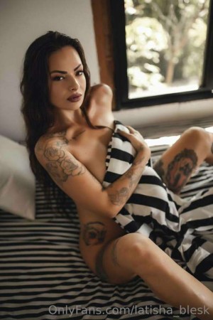 Latisha Blesk Nude Leaks OnlyFans Photos #3