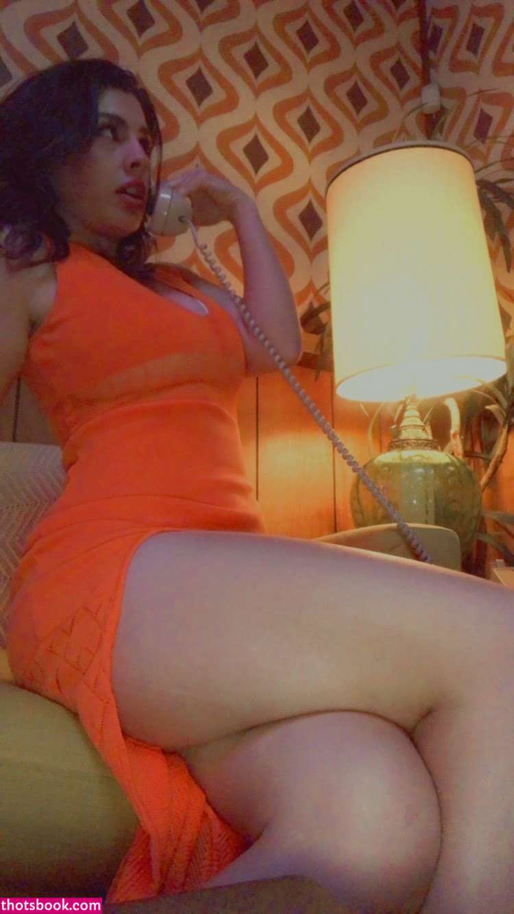 thatserinsworld thequeensboudoir champagne tearsxo Nude Leaks OnlyFans Photos #1 1475502