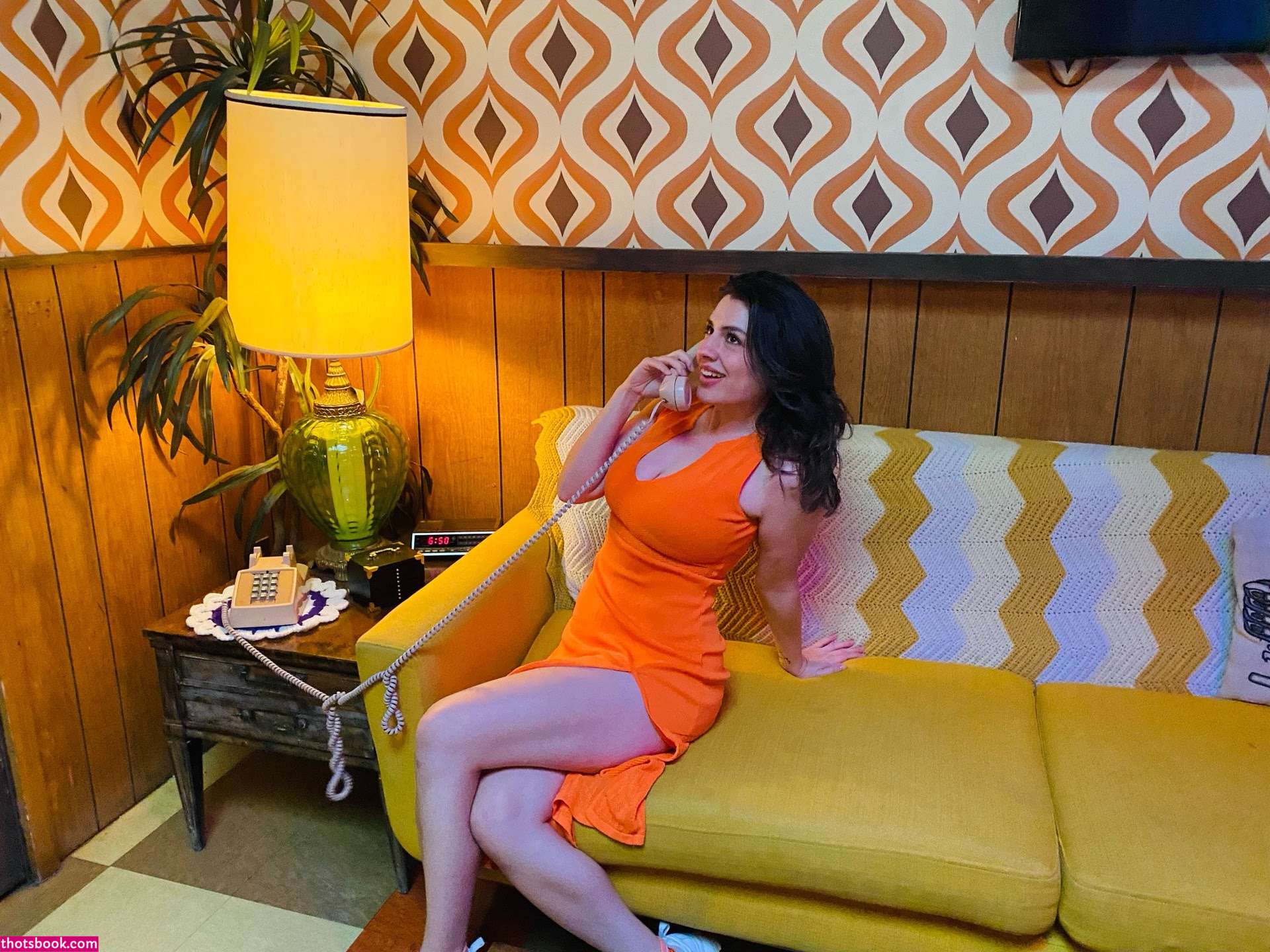 thatserinsworld thequeensboudoir champagne tearsxo Nude Leaks OnlyFans Photos #1 1475503