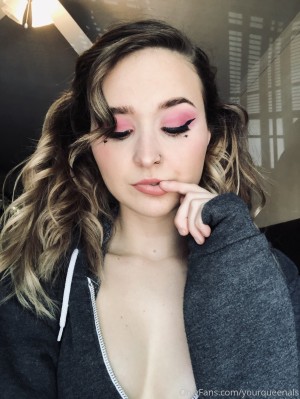yourqueenals Nude Leaks OnlyFans Photos #1