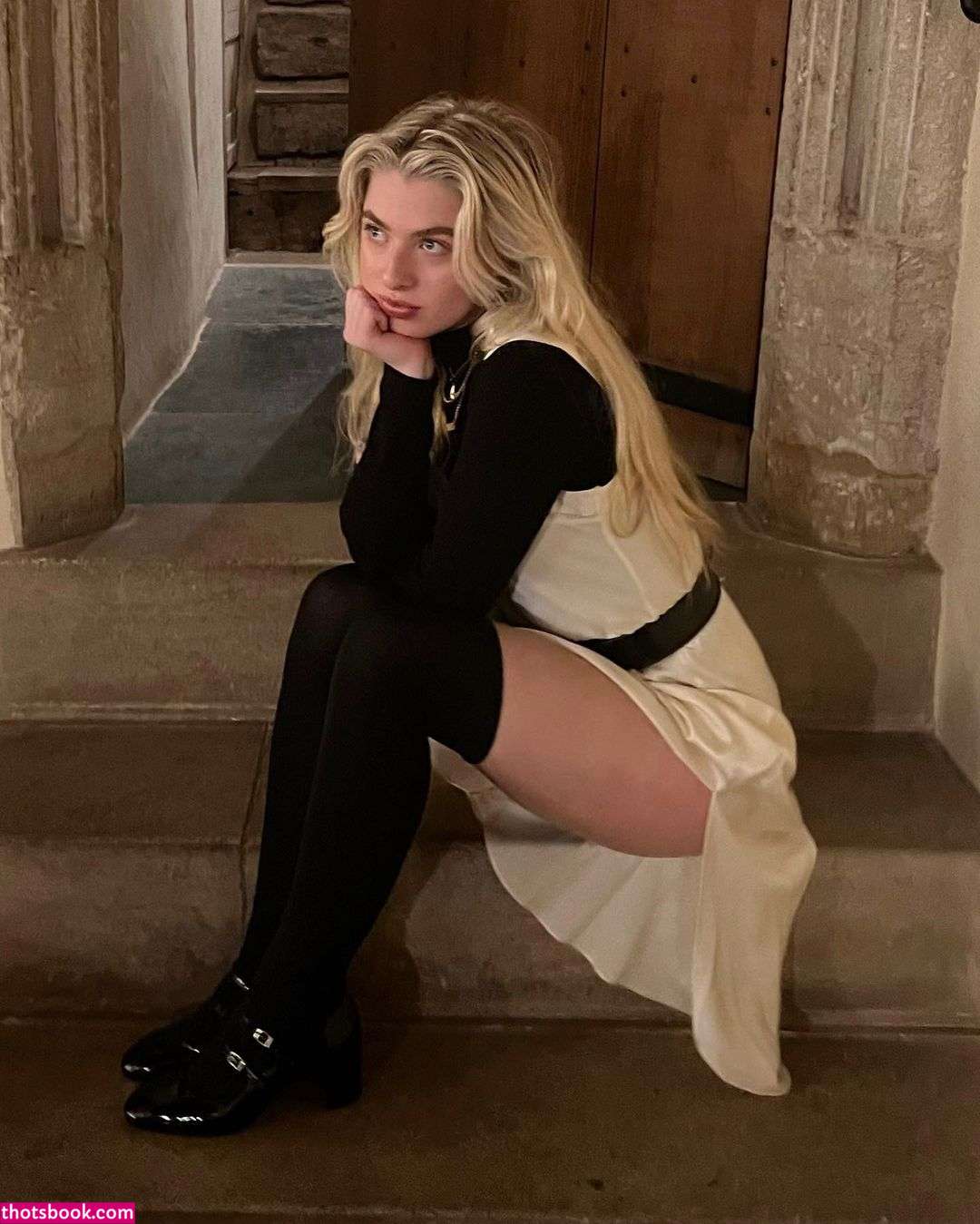 Anais Gallagher Nude Leaks OnlyFans Photos #3 1458397