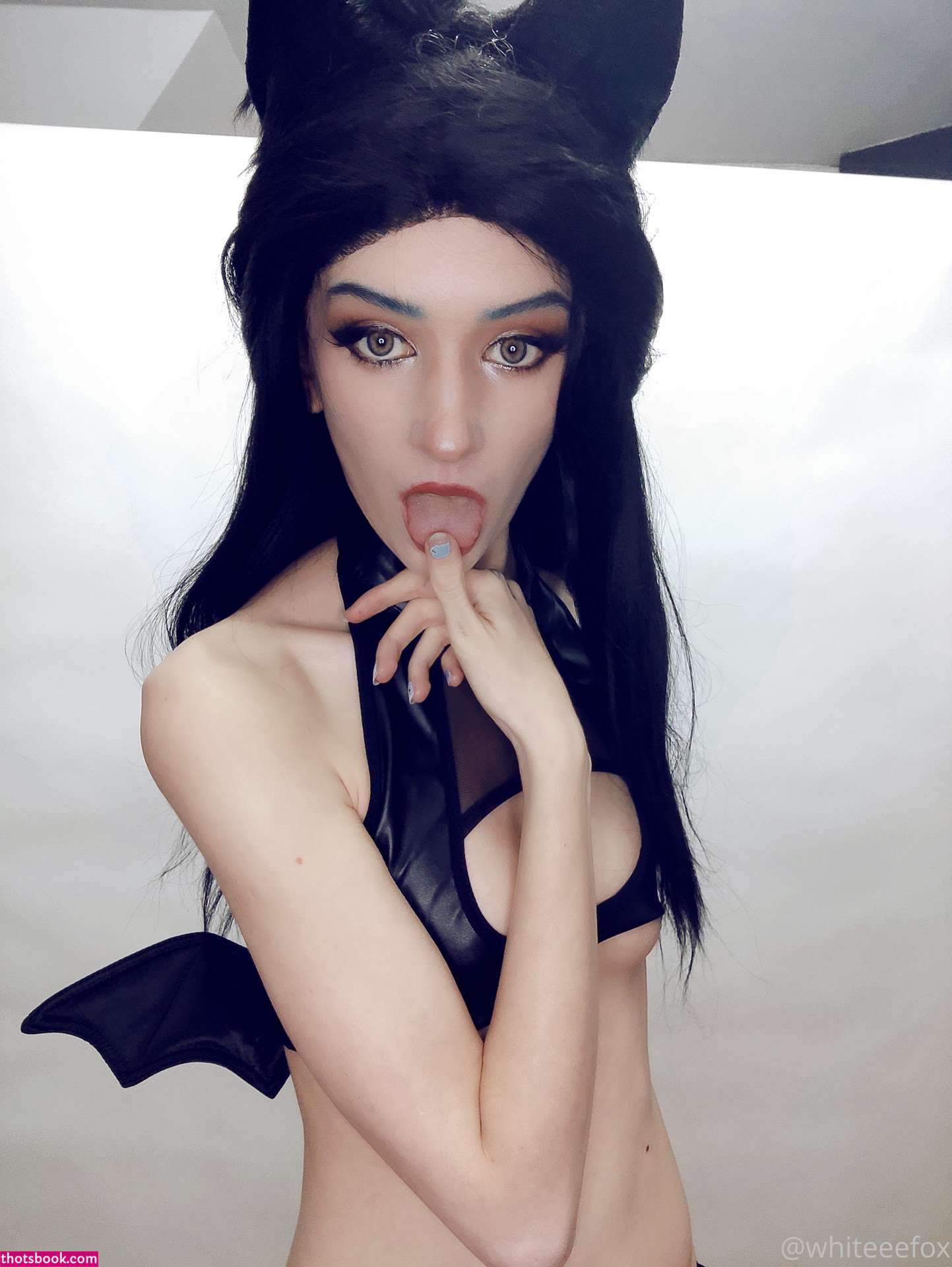 WhiteFox LunedCrevan White Fox Cosplay Nude Leaks OnlyFans Photos #1 1486213