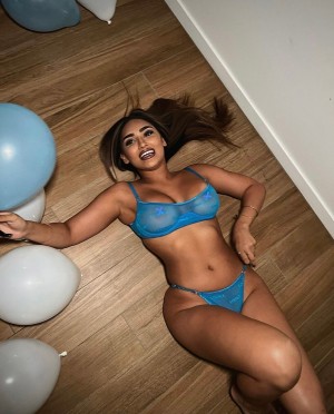 simmykk Nude Leaks OnlyFans Photos #4