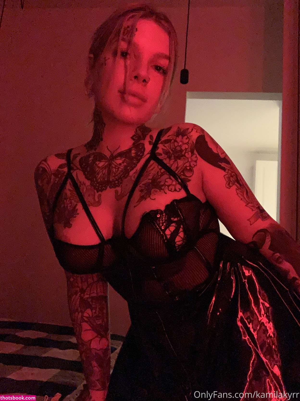 Kamila Kyrr kamilakyrr ultrafiolet Nude Leaks OnlyFans Photos #3 1951806