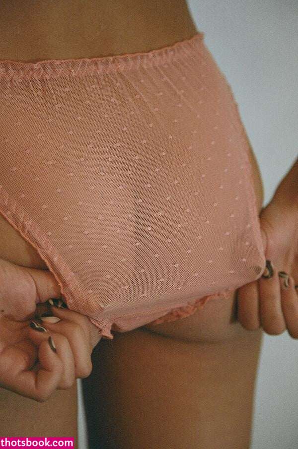 Rose Kely Ranarivelo Nude Leaks OnlyFans Photos #2 1954854