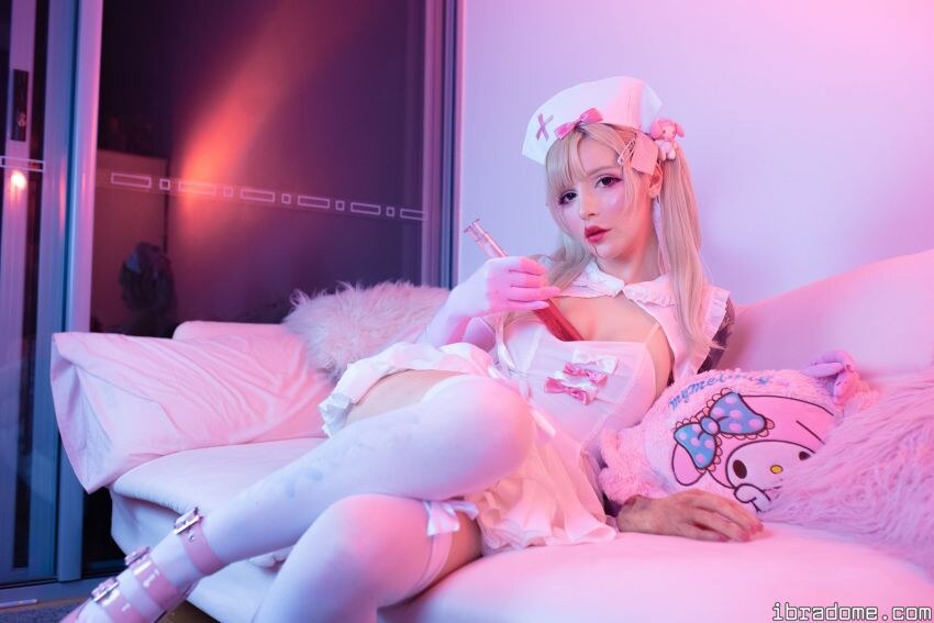 Katyuska Moonfox - Yandere Nurse 40178