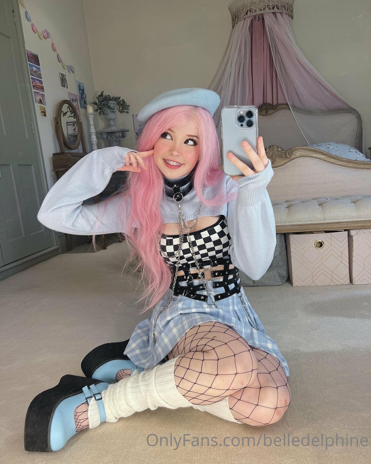 Belle Delphine Belle Cafe Set 118432