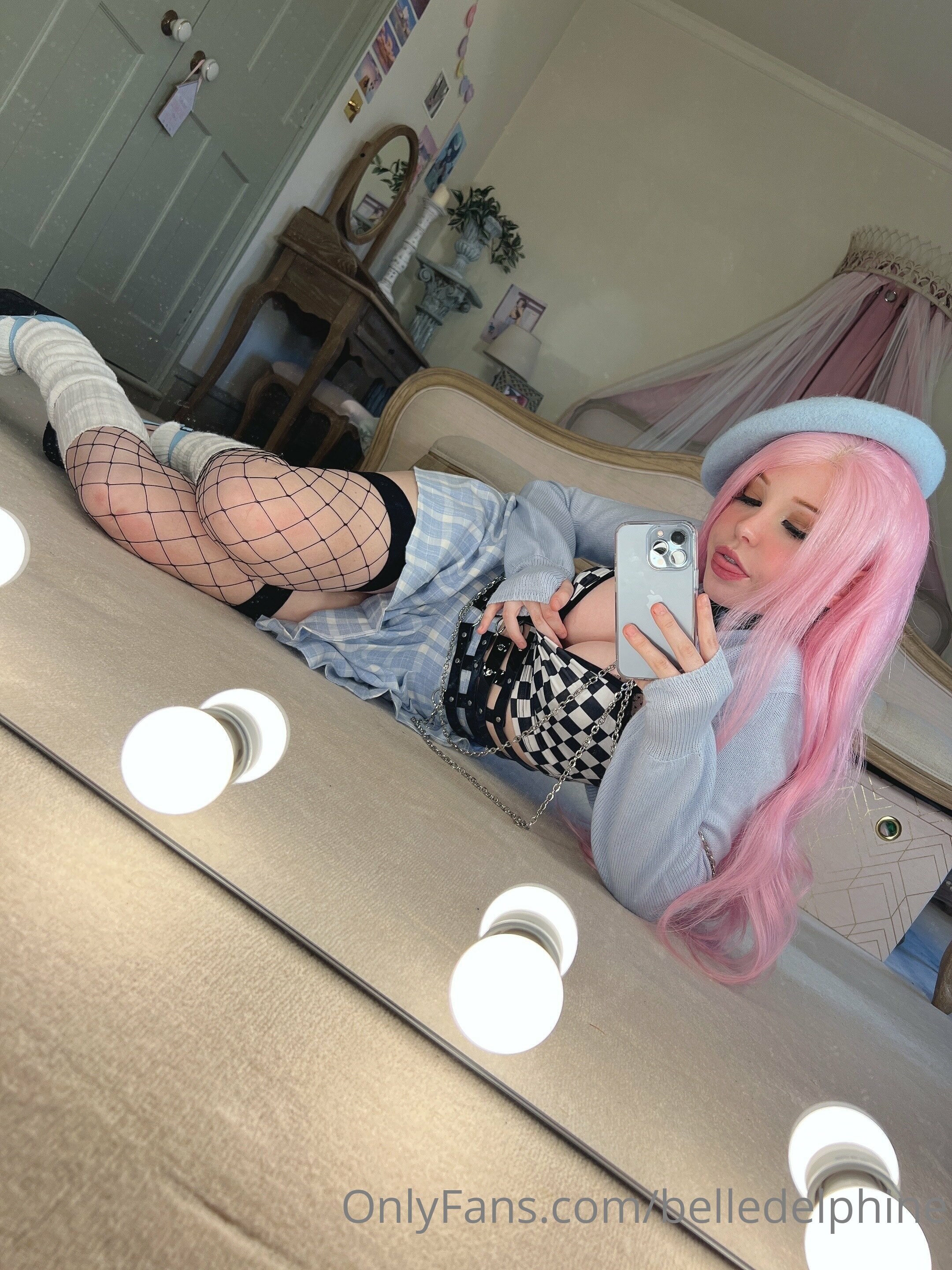 Belle Delphine Belle Cafe Set 118440
