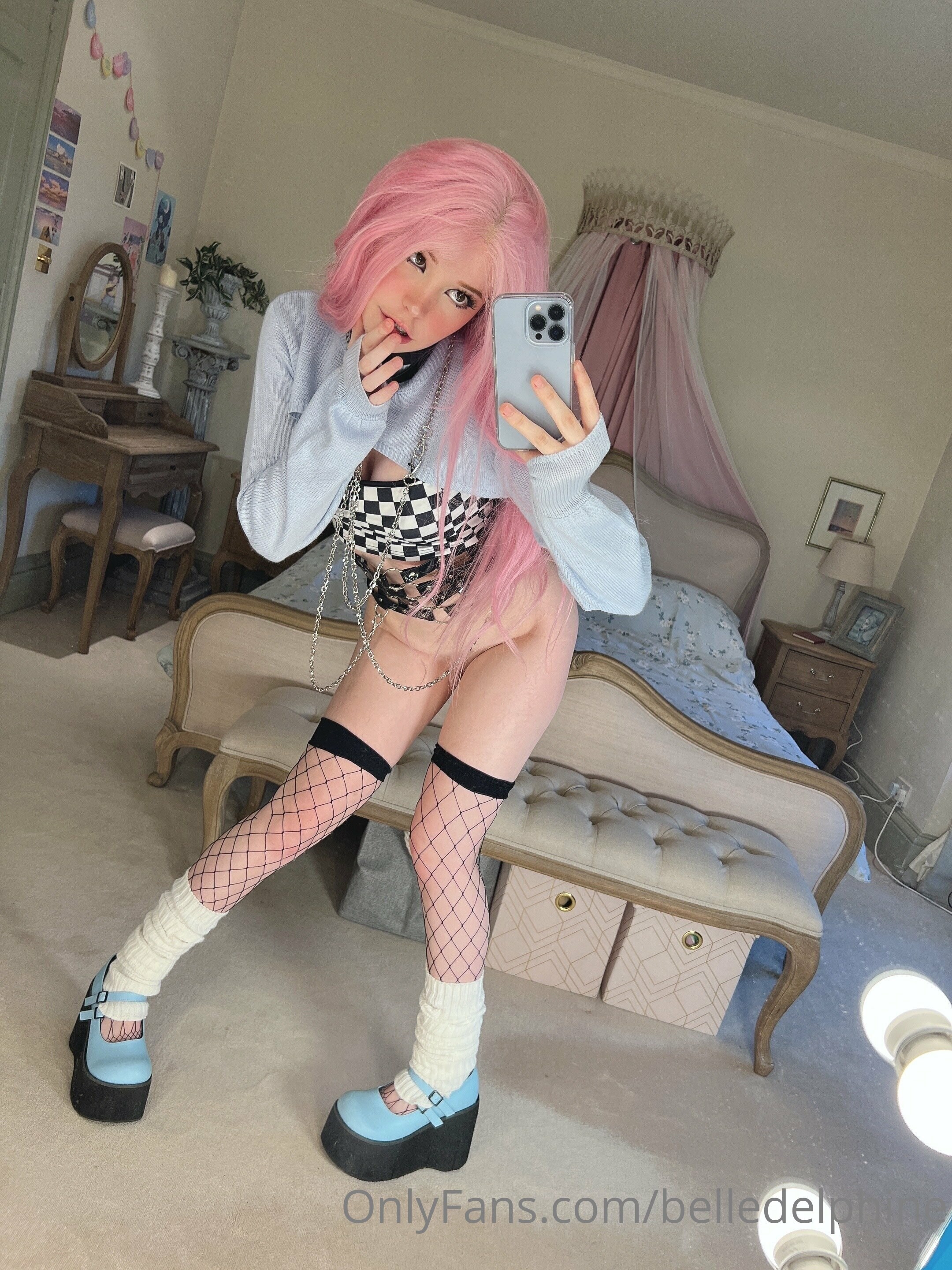 Belle Delphine Belle Cafe Set 118475