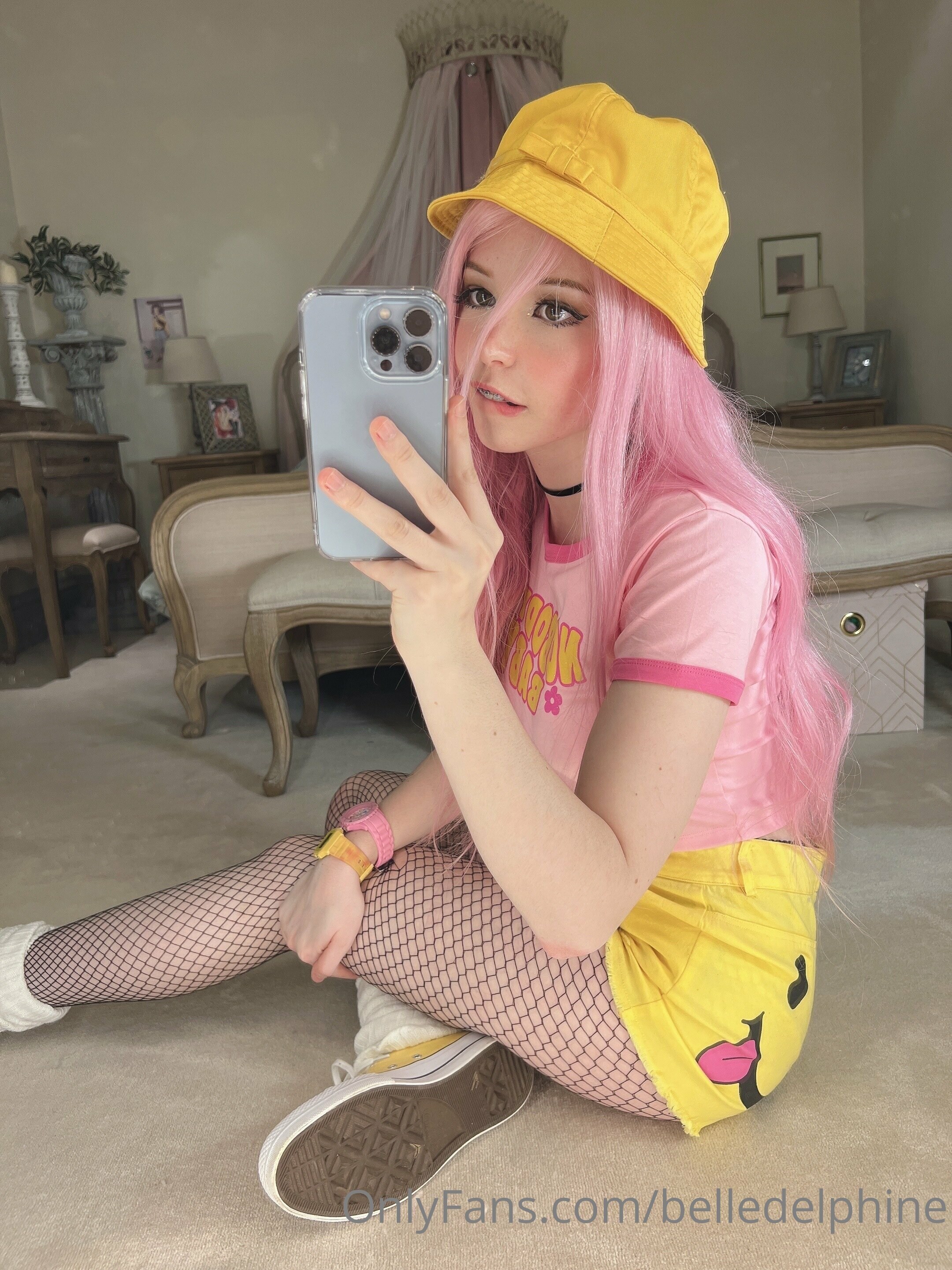 Belle Delphine Yellow Hat Set 118719