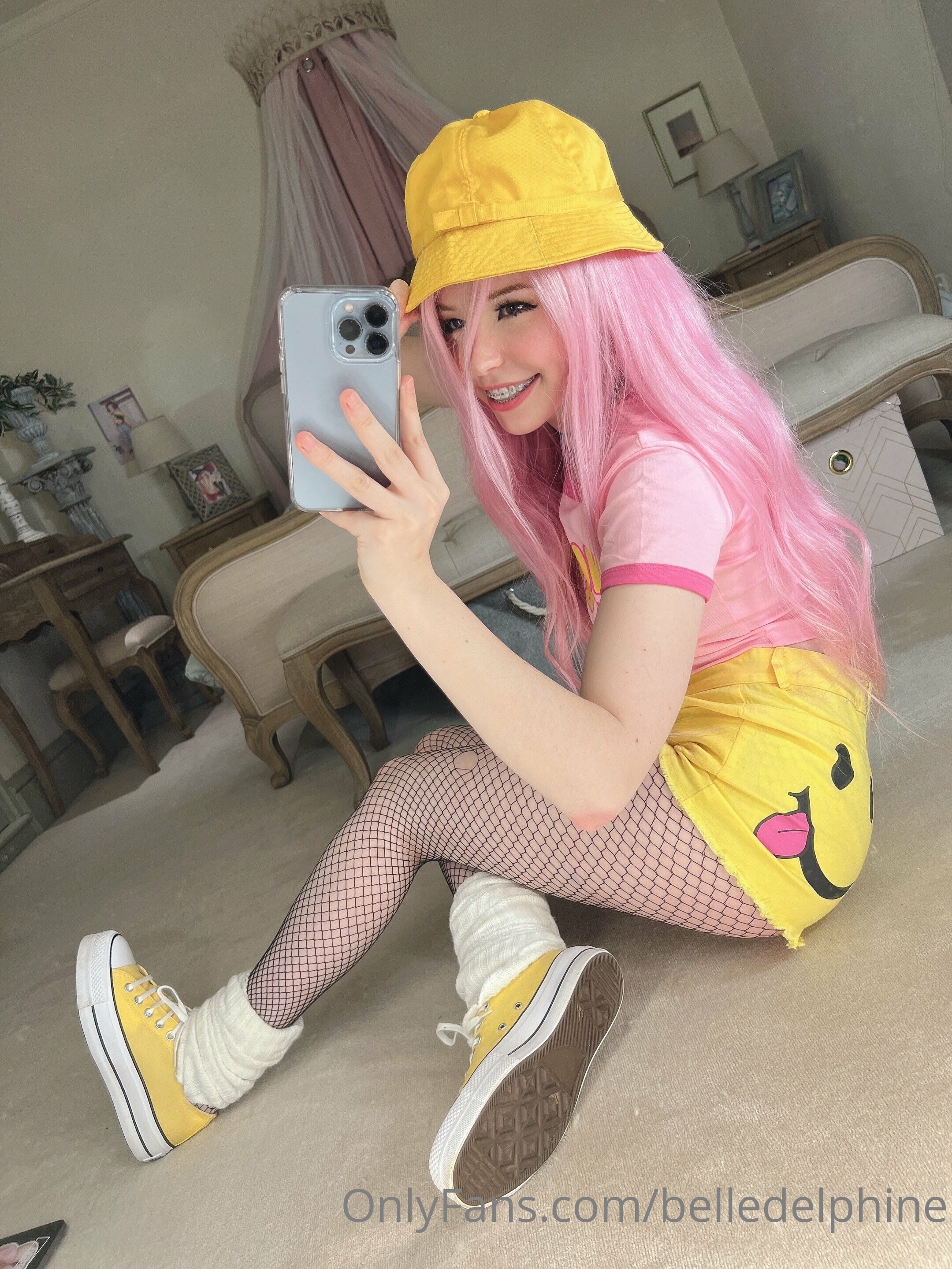 Belle Delphine Yellow Hat Set 118787