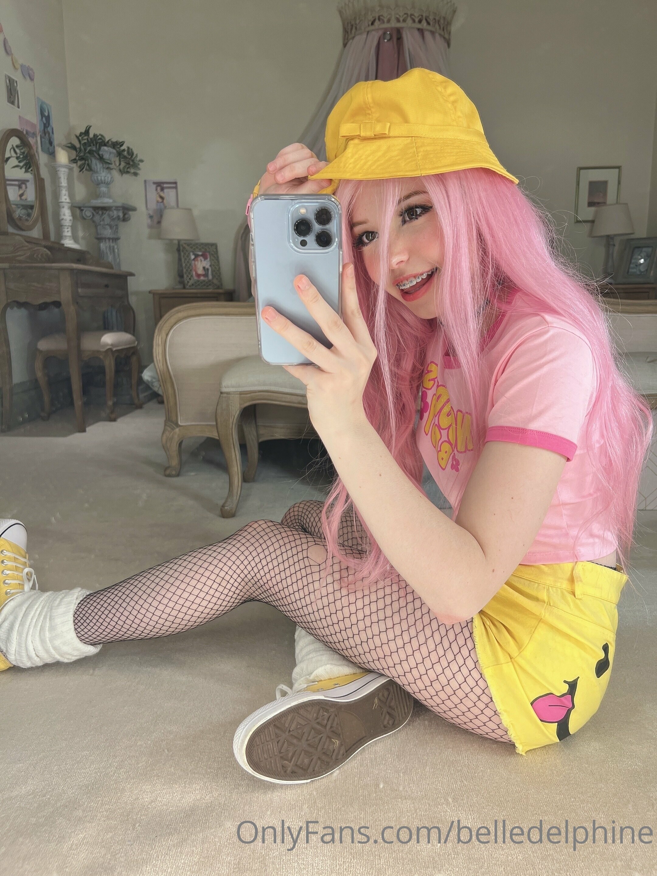 Belle Delphine Yellow Hat Set 118805