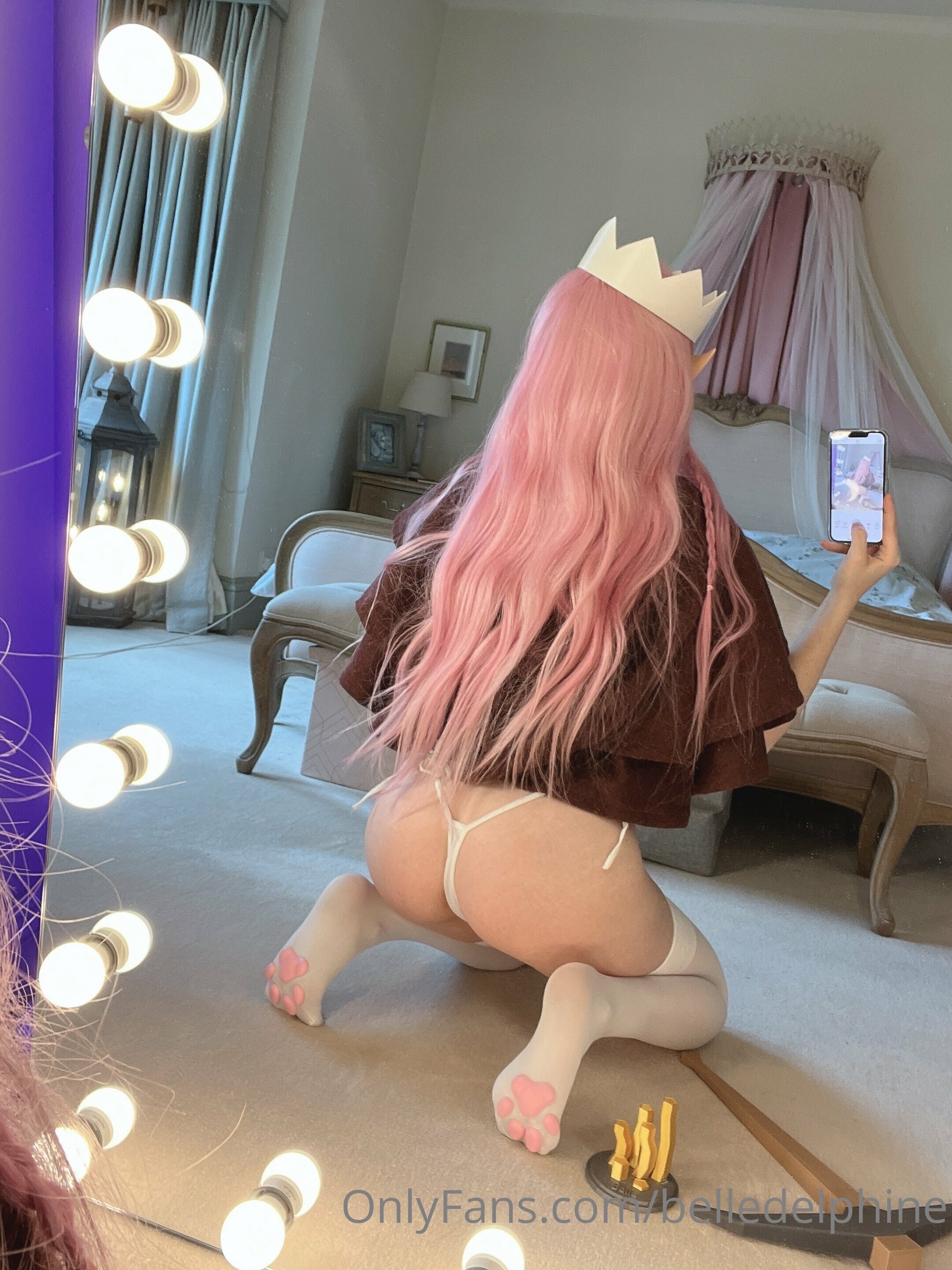 Belle Delphine Runescape Girlfriend Set 118851