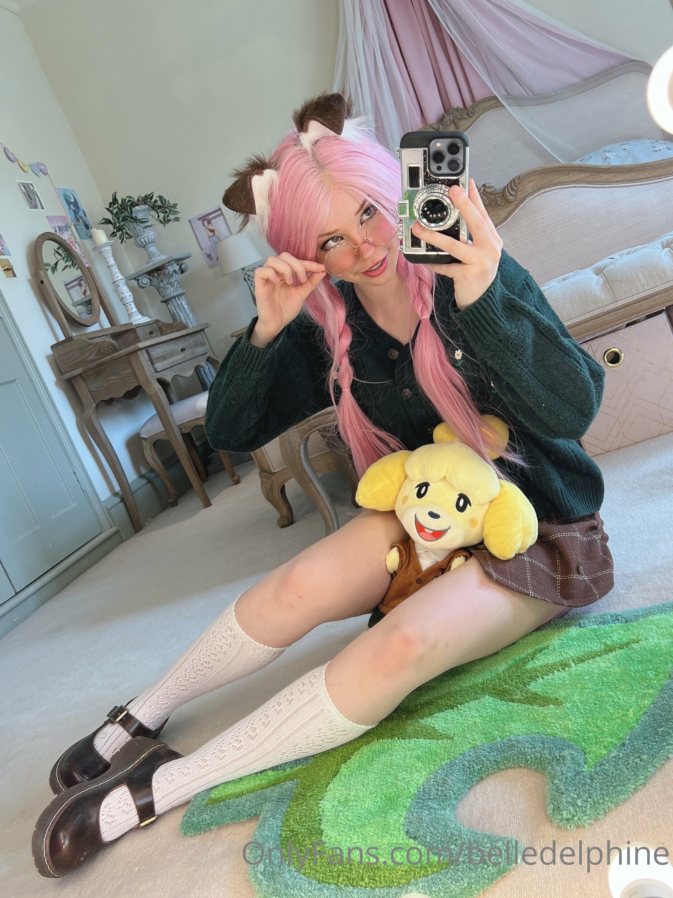 Belle Delphine Animal Crossing Set 118945