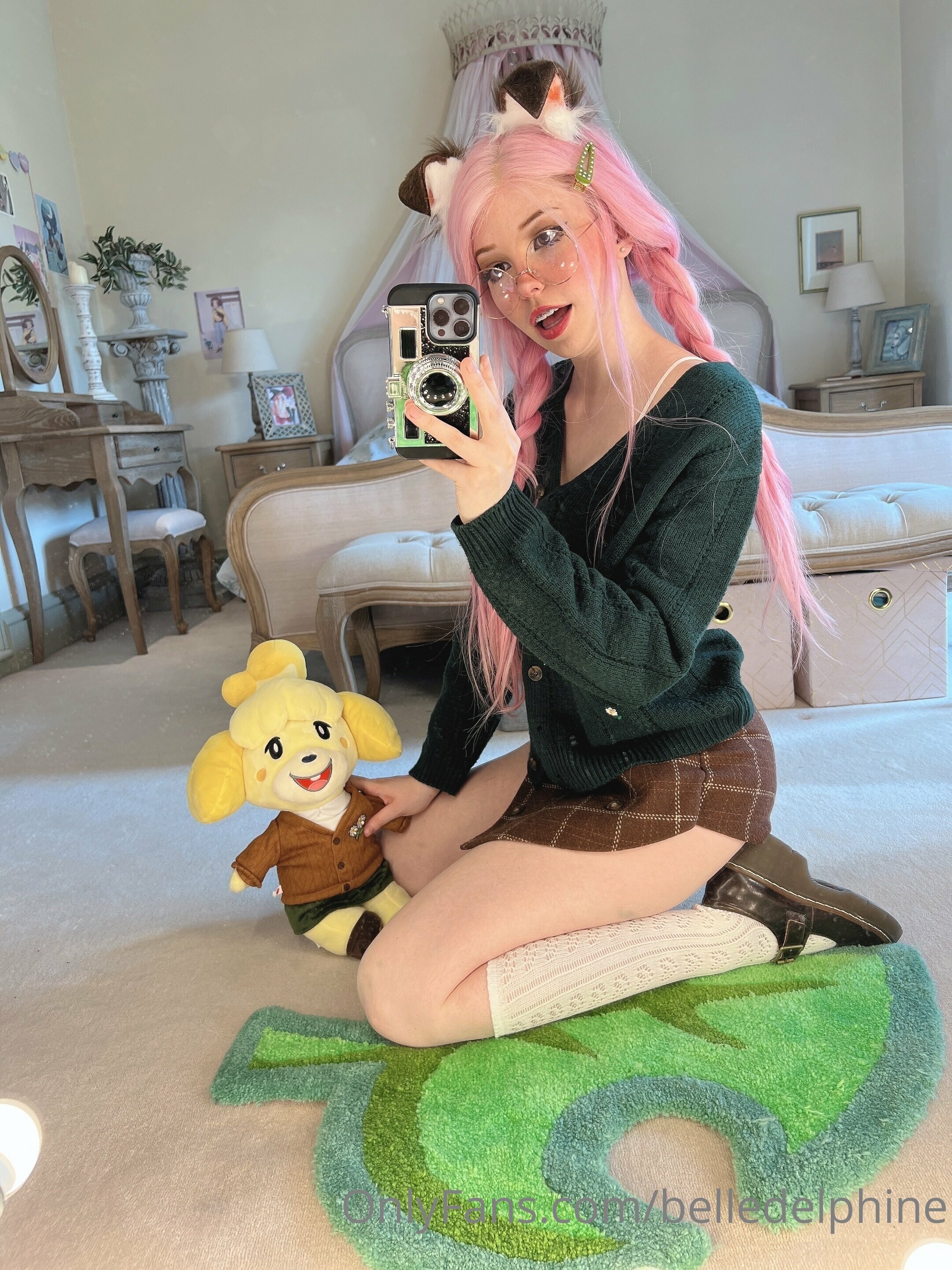 Belle Delphine Animal Crossing Set 118956