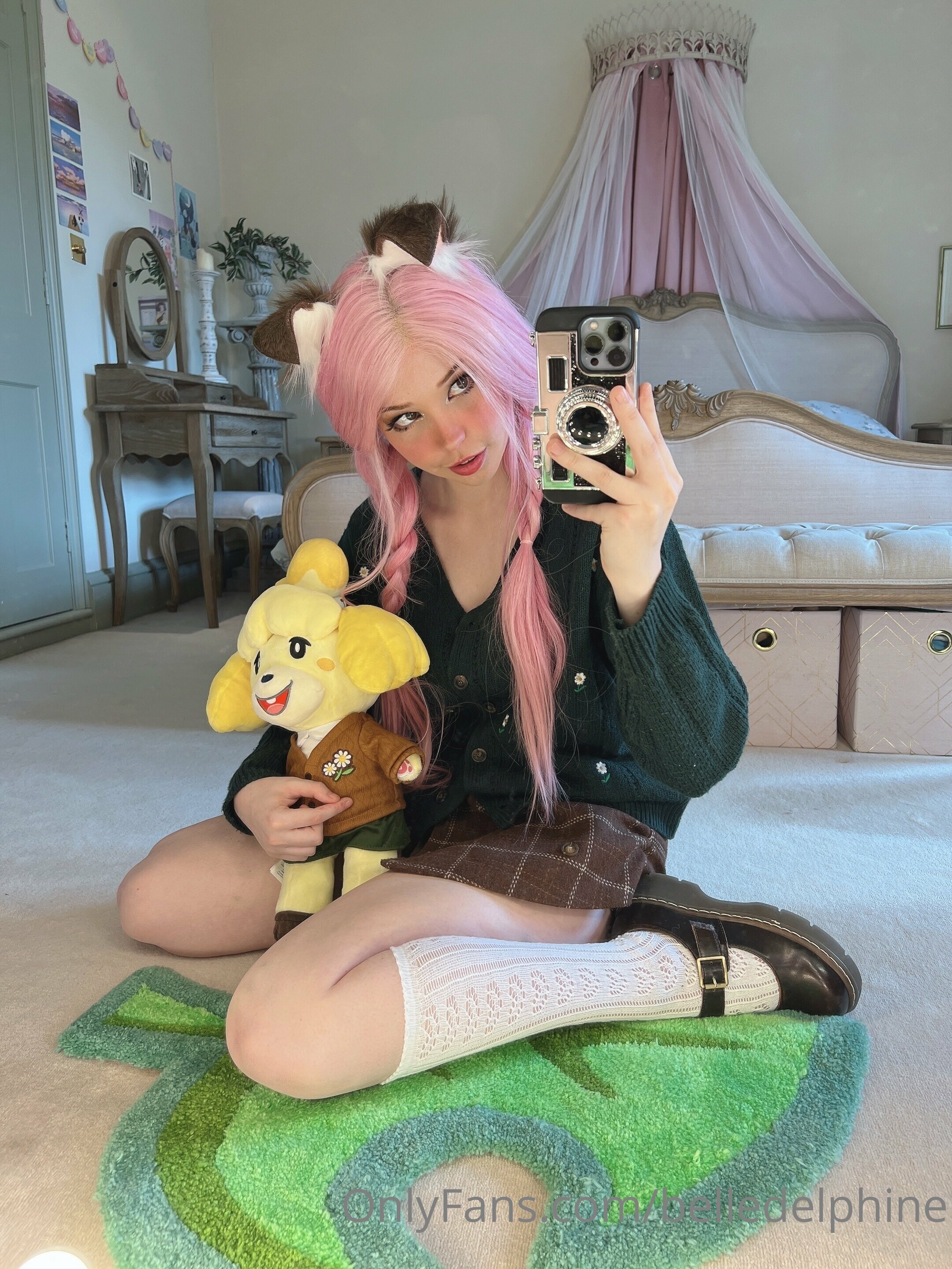 Belle Delphine Animal Crossing Set 118958