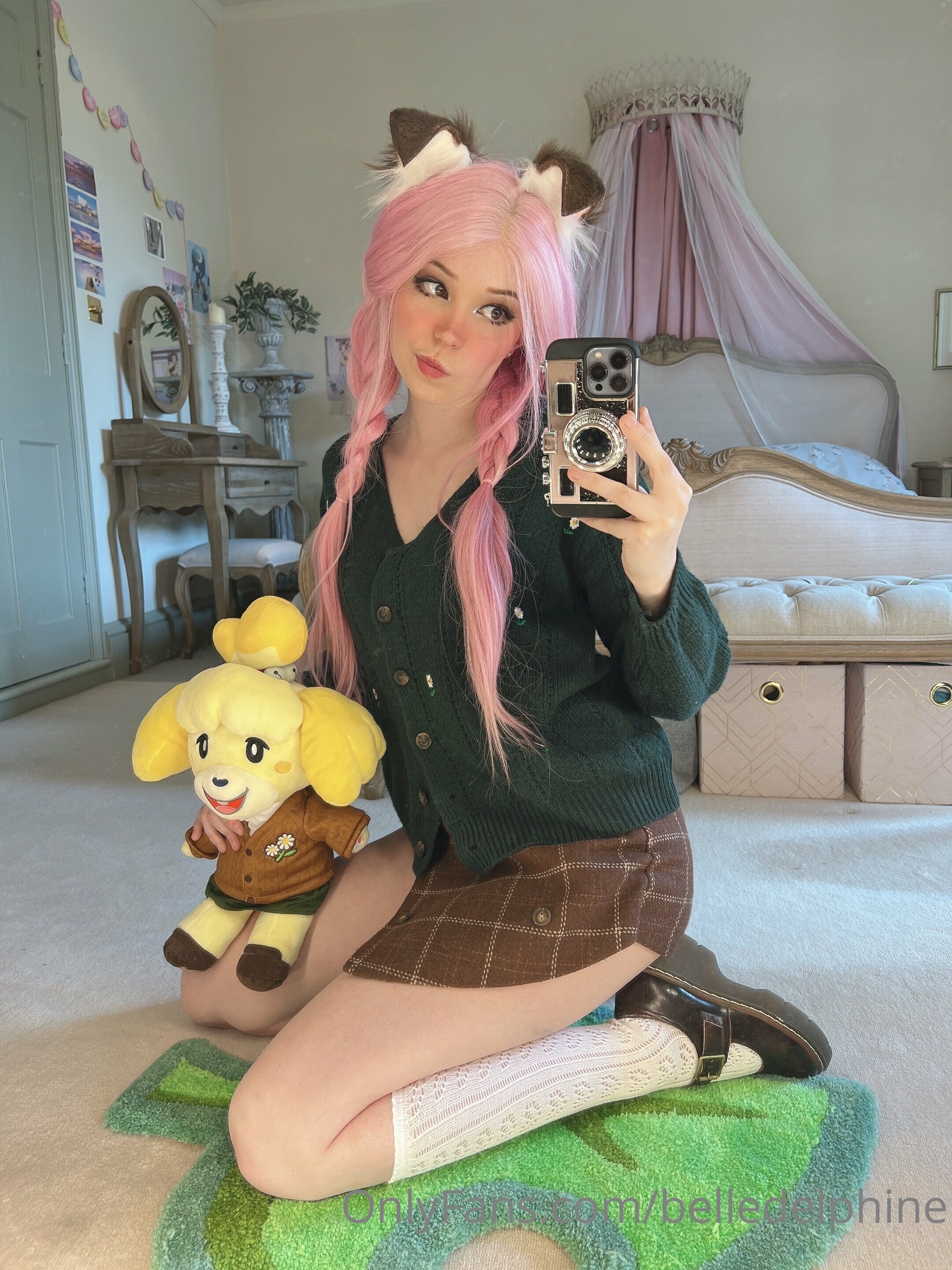 Belle Delphine Animal Crossing Set 118961